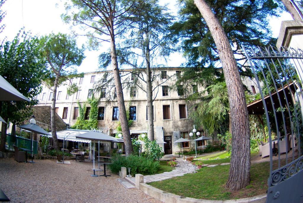 Auberge Du Pont Romain Sommières Exterior foto