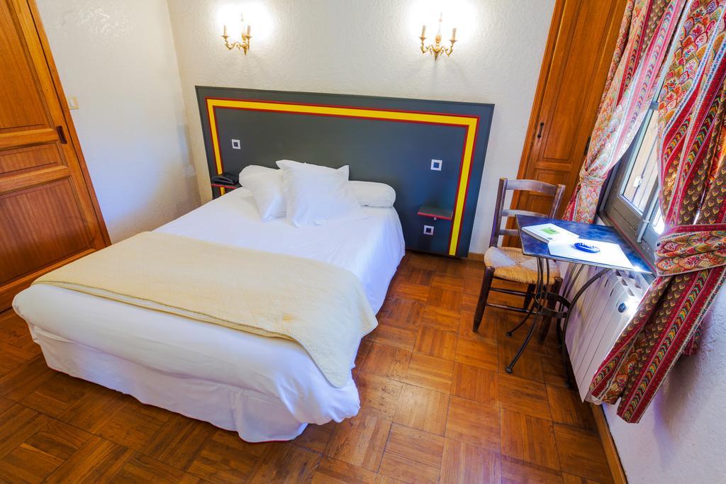 Auberge Du Pont Romain Sommières Zimmer foto